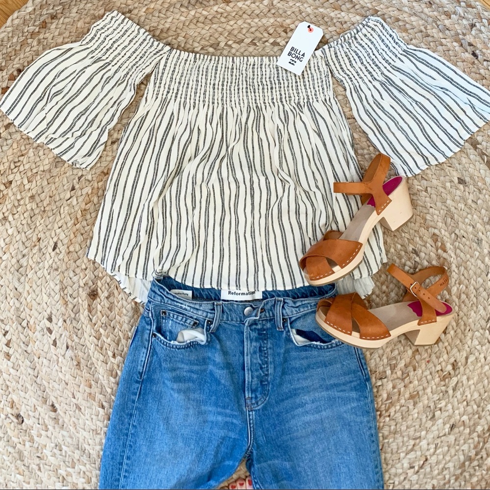 NWT Billabong Off-the-Shoulder Cropped Shirt